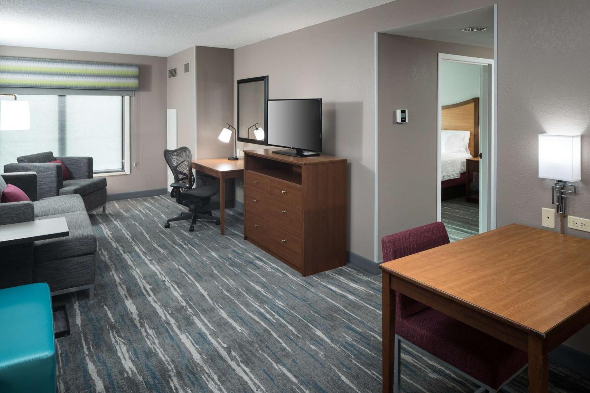 Hampton Inn & Suites Chicago North Shore Skokie Exteriör bild