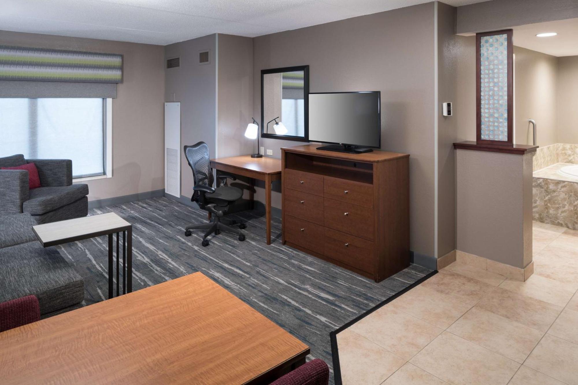 Hampton Inn & Suites Chicago North Shore Skokie Exteriör bild