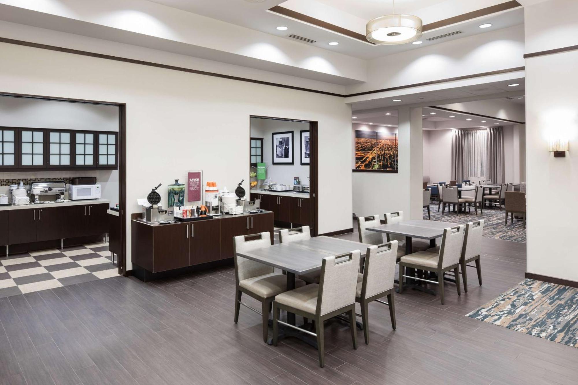 Hampton Inn & Suites Chicago North Shore Skokie Exteriör bild