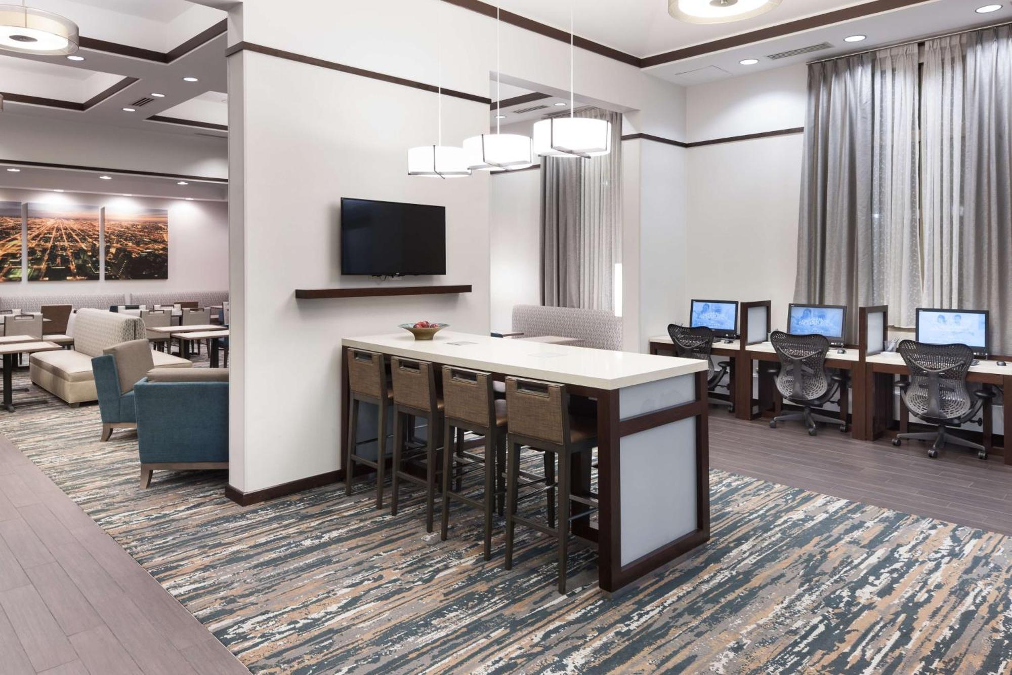 Hampton Inn & Suites Chicago North Shore Skokie Exteriör bild